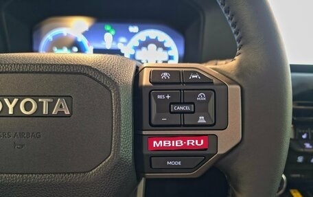 Toyota Land Cruiser Prado, 2025 год, 12 300 000 рублей, 21 фотография