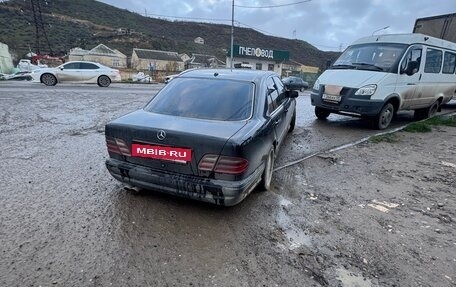 Mercedes-Benz E-Класс, 2000 год, 1 000 000 рублей, 11 фотография