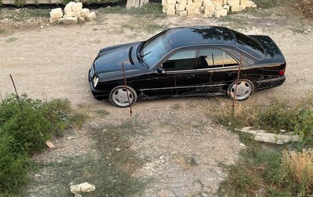 Mercedes-Benz E-Класс, 2000 год, 1 000 000 рублей, 24 фотография