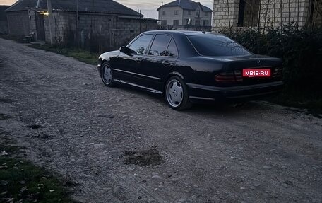 Mercedes-Benz E-Класс, 2000 год, 1 000 000 рублей, 18 фотография