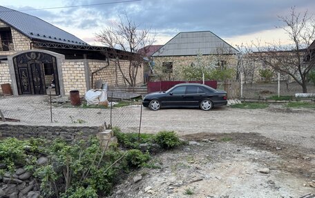 Mercedes-Benz E-Класс, 2000 год, 1 000 000 рублей, 36 фотография