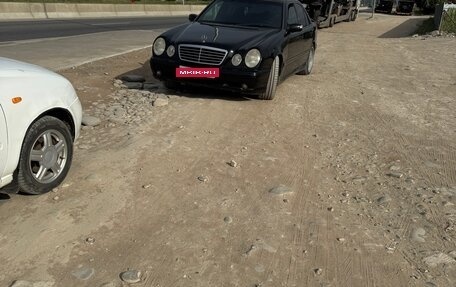 Mercedes-Benz E-Класс, 2000 год, 1 000 000 рублей, 31 фотография