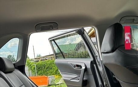 Toyota RAV4, 2021 год, 3 000 000 рублей, 15 фотография