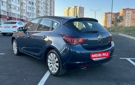 Opel Astra J, 2010 год, 630 000 рублей, 8 фотография