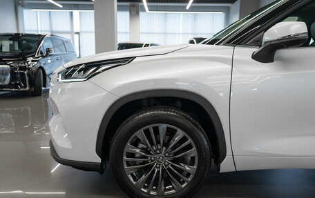 Toyota Highlander, 2026 год, 5 295 000 рублей, 27 фотография