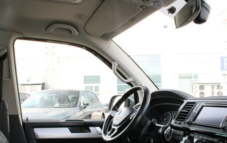 Volkswagen Multivan T6 рестайлинг, 2019 год, 3 590 000 рублей, 8 фотография