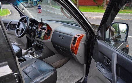 Mitsubishi Montero III, 2001 год, 820 000 рублей, 9 фотография