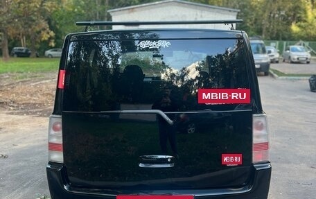 Toyota bB I рестайлинг, 2001 год, 600 000 рублей, 4 фотография