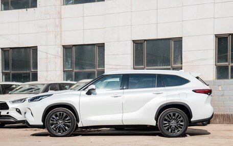 Toyota Highlander, 2026 год, 4 689 000 рублей, 4 фотография