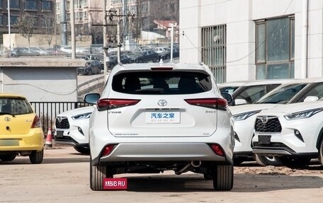Toyota Highlander, 2026 год, 4 689 000 рублей, 6 фотография