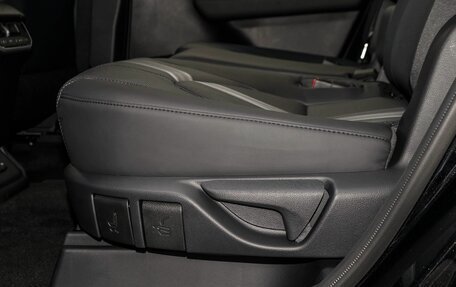 Toyota Highlander, 2026 год, 4 689 000 рублей, 34 фотография
