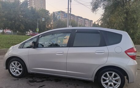 Honda Jazz II рестайлинг, 2011 год, 890 000 рублей, 3 фотография