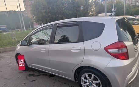 Honda Jazz II рестайлинг, 2011 год, 890 000 рублей, 4 фотография
