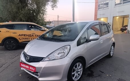 Honda Jazz II рестайлинг, 2011 год, 890 000 рублей, 2 фотография