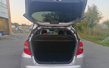 Honda Jazz II рестайлинг, 2011 год, 890 000 рублей, 12 фотография