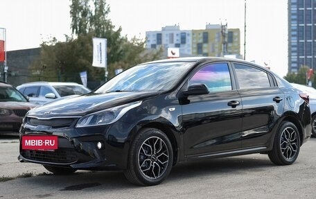 KIA Rio IV, 2018 год, 1 329 000 рублей, 2 фотография