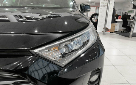 Toyota RAV4, 2020 год, 2 550 000 рублей, 21 фотография