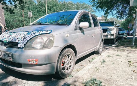 Toyota Vitz, 2000 год, 300 000 рублей, 3 фотография