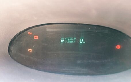Toyota Vitz, 2000 год, 300 000 рублей, 14 фотография