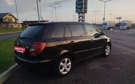 Skoda Fabia II, 2008 год, 320 000 рублей, 2 фотография