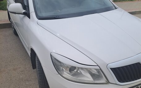 Skoda Octavia, 2011 год, 900 000 рублей, 2 фотография