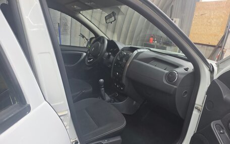 Renault Duster I рестайлинг, 2017 год, 1 050 000 рублей, 7 фотография