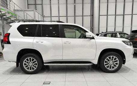 Toyota Land Cruiser Prado 150 рестайлинг 2, 2018 год, 5 350 000 рублей, 4 фотография