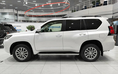 Toyota Land Cruiser Prado 150 рестайлинг 2, 2018 год, 5 350 000 рублей, 8 фотография
