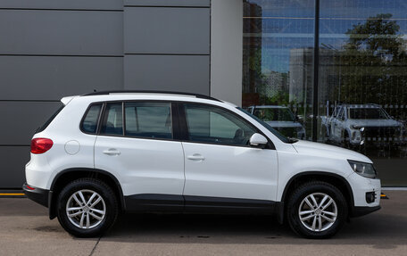 Volkswagen Tiguan I, 2015 год, 1 149 000 рублей, 4 фотография