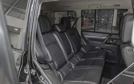 Mitsubishi Pajero IV, 2014 год, 2 275 000 рублей, 9 фотография
