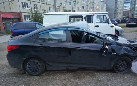 Hyundai Solaris II рестайлинг, 2011 год, 160 000 рублей, 4 фотография