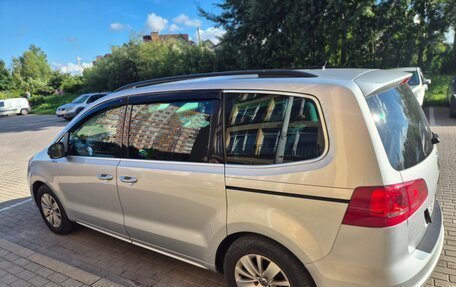 Volkswagen Sharan II, 2011 год, 1 420 000 рублей, 5 фотография