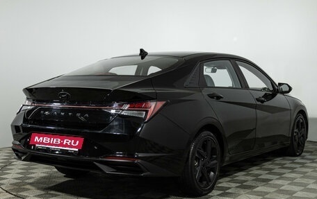 Hyundai Elantra, 2021 год, 1 985 000 рублей, 5 фотография