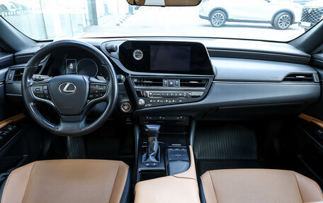 Lexus ES VII, 2021 год, 3 698 000 рублей, 19 фотография
