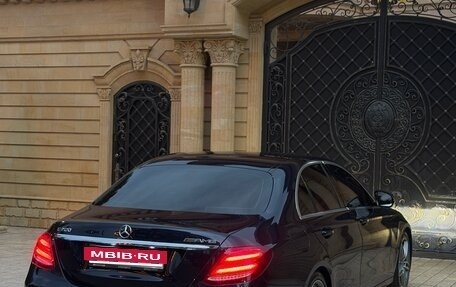 Mercedes-Benz E-Класс, 2019 год, 2 290 000 рублей, 9 фотография