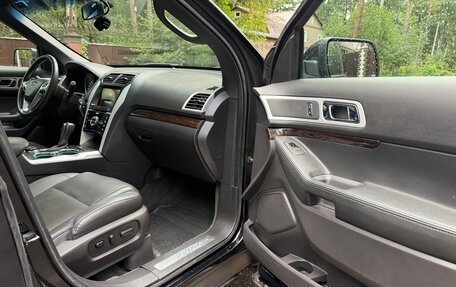Ford Explorer VI, 2014 год, 1 650 000 рублей, 16 фотография