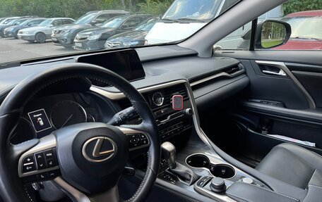 Lexus RX IV рестайлинг, 2019 год, 4 200 000 рублей, 6 фотография