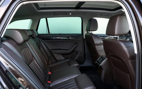 Skoda Superb III рестайлинг, 2016 год, 2 398 000 рублей, 11 фотография