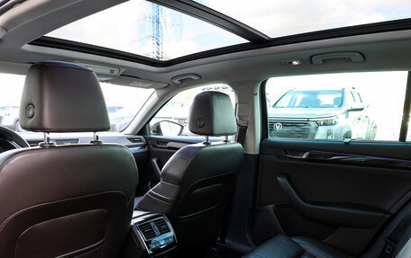 Skoda Superb III рестайлинг, 2016 год, 2 398 000 рублей, 21 фотография
