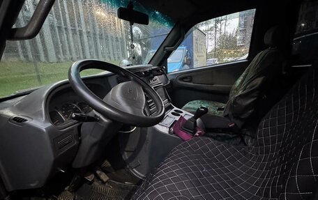 SsangYong Istana, 2000 год, 440 000 рублей, 10 фотография