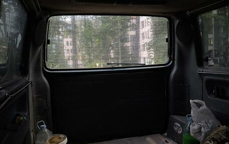 SsangYong Istana, 2000 год, 440 000 рублей, 11 фотография