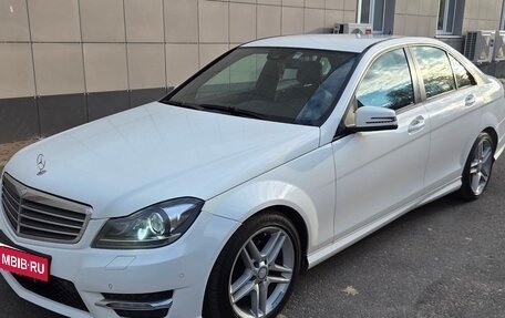 Mercedes-Benz C-Класс, 2013 год, 1 350 000 рублей, 1 фотография
