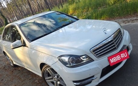 Mercedes-Benz C-Класс, 2013 год, 1 350 000 рублей, 22 фотография