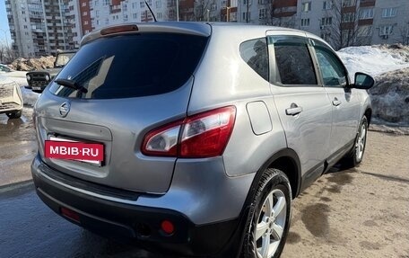 Nissan Qashqai, 2011 год, 670 000 рублей, 2 фотография