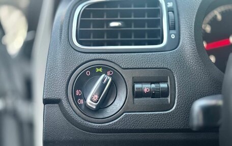 Volkswagen Polo VI (EU Market), 2011 год, 700 000 рублей, 12 фотография