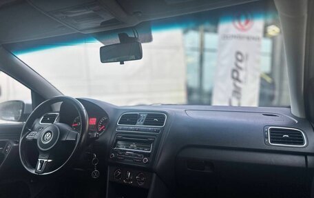 Volkswagen Polo VI (EU Market), 2011 год, 700 000 рублей, 8 фотография