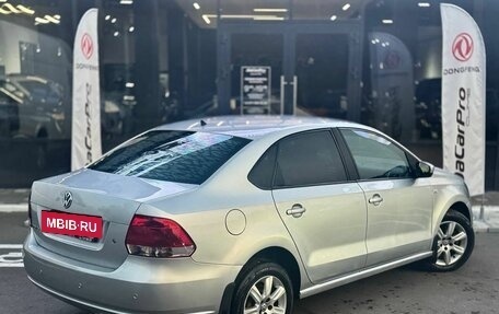 Volkswagen Polo VI (EU Market), 2011 год, 700 000 рублей, 4 фотография