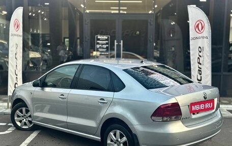 Volkswagen Polo VI (EU Market), 2011 год, 700 000 рублей, 6 фотография