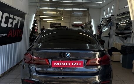 BMW 5 серия, 2019 год, 3 800 000 рублей, 8 фотография