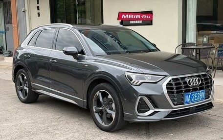 Audi Q3, 2022 год, 2 100 000 рублей, 3 фотография